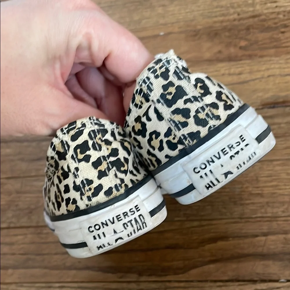 Converse sole some